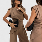 Claudia – Conjunto Asimétrico Elegante para Momentos Especiales