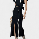 Fabiana – Top Elegante con Detalles Únicos para un Look Sofisticado