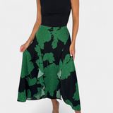 María – Vestido Floral con Abertura para un Look Elegante y Femenino