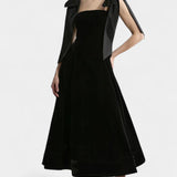 Clara – Vestido Midi de Terciopelo Sin Tirantes Ideal para Noches Elegantes