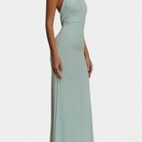 Clara – Vestido Halter Ajustado para Resaltar tu Belleza