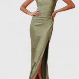 Mariana – Vestido Elegante de Un Hombro con Pliegues y Abertura Impactante