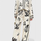 Nazaret – Conjunto de Pierna Ancha con Estilo Moderno y Elegante