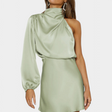 Claudia – Vestido Mini Drapado de Un Hombro Para Un Look Elegante y Moderno