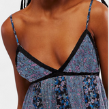Clara – Vestido Boho Floral de Chiffon con Toque Elegante y Fresco