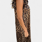 Irene – Mono de Cuello en V con Estampado de Leopardo, Estilo Chic y Funcional
