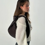Darcie – Bolso de Hombro Mediano Tejido Con Estilo Refinado
