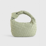 Ángela – Bolso Mini Woven con Estilo Único y Encanto Atemporal
