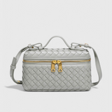 Marisol – Bolso Mini Woven Elegante y Funcional para Cada Ocasión
