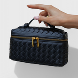 Marisol – Bolso Mini Woven Elegante y Funcional para Cada Ocasión