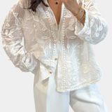 Valentina – Camisa de Encaje Bordado que Transmite Elegancia Atemporal