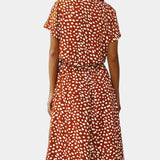 Renata – Vestido Midi de Lunares Con Estilo Juguetón y Comodidad Inigualable
