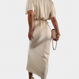 Isidora – Vestido Elegante con Estilo Relajado y Moderno