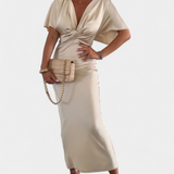 Isidora – Vestido Elegante con Estilo Relajado y Moderno
