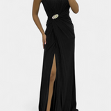 Nerea – Vestido Maxi Plisado con Abertura Lateral y Elegancia Atemporal