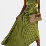 Leire – Vestido de Cóctel Asimétrico con Estilo Único y Elegancia Atemporal