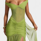 Teresa – Vestido Largo con Elegante Escote y Toque Sofisticado