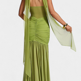 Teresa – Vestido Largo con Elegante Escote y Toque Sofisticado