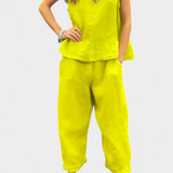 Lola – Conjunto de Chaleco y Pantalón Sin Mangas en Algodón Lino con Estilo Único y Elegante