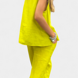 Lola – Conjunto de Chaleco y Pantalón Sin Mangas en Algodón Lino con Estilo Único y Elegante