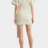 Isabel – Vestido Mini con Elegancia Contemporánea y Estilo Único