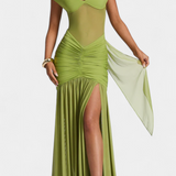 Teresa – Vestido Largo con Elegante Escote y Toque Sofisticado