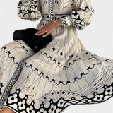 Mariana – Vestido Maxi Con Bordados Artesanales Para Un Estilo Único