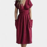 Claudia – Vestido de Algodón con Escote en V y Cintura Ajustable para una Elegancia Confortable