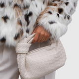Claudia – Bolso Satchel Mini Tejido Elegante y Atemporal