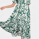 Silvia – Vestido Fluido Estampado para Días Ligeros y Con Estilo