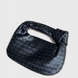 Claudia – Bolso Satchel Mini Tejido Elegante y Atemporal